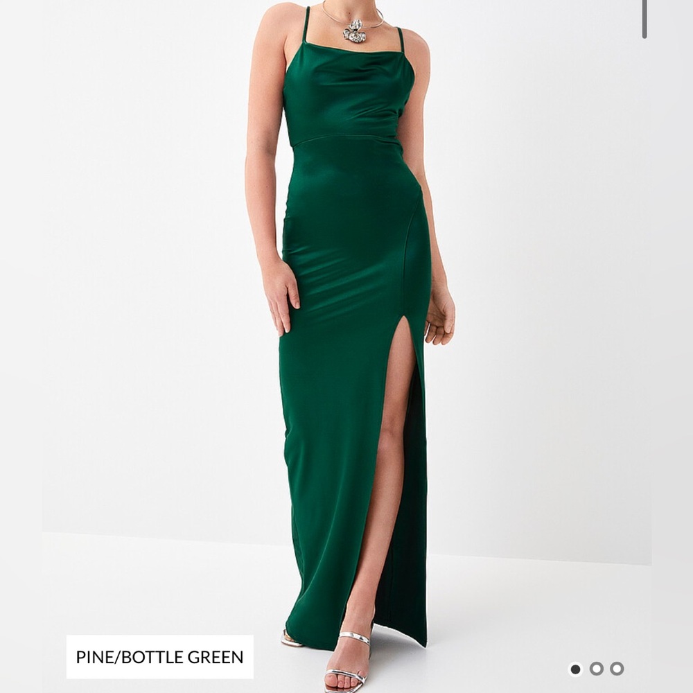 💌 simons emerald green long cowl-neck cross-back maxi dress with high slit